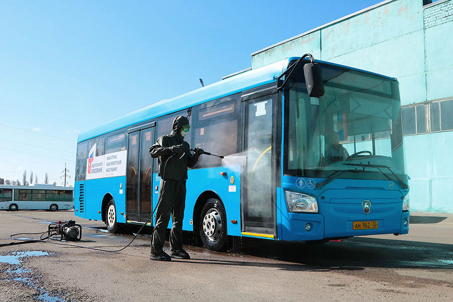 С начала осени сотрудники МЧС по Брянской области более 30 раз осуществили обработку автобусов и троллейбусов, которые принадлежат городу