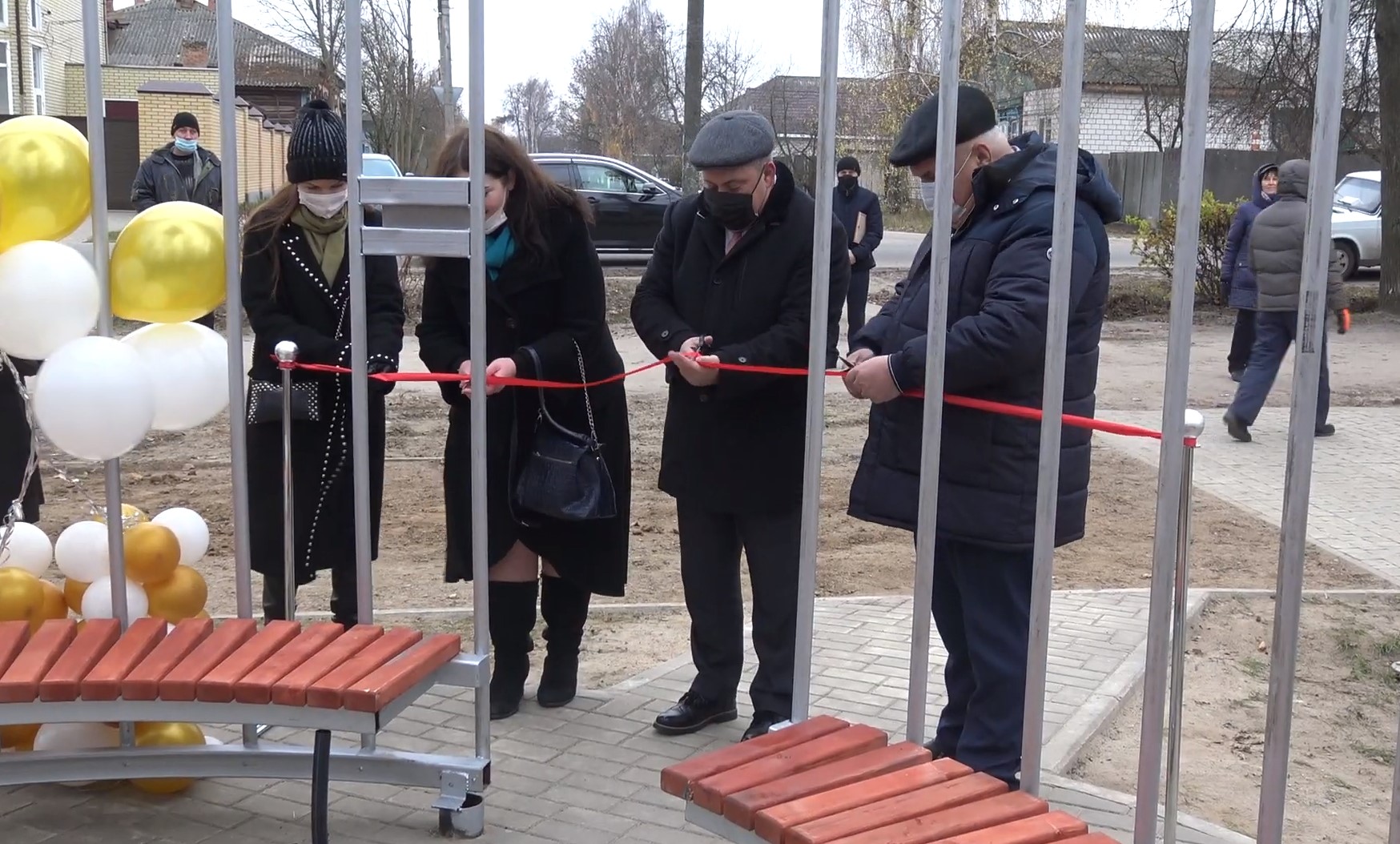 В Новозыбкове Брянской области открыли арт-объект – «поющая» беседка Бёме