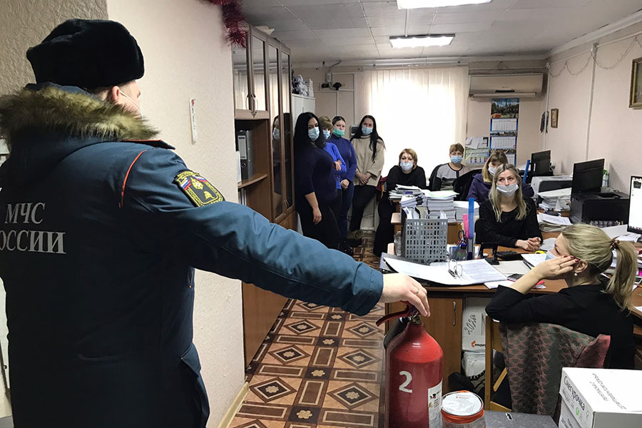 В Клинцовском районе провели учебную эвакуацию психоневрологического интерната на случай возникновения пожара