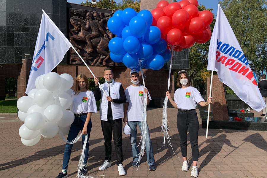 Клинцовское местное отделение Всероссийской общественной организации “Молодая Гвардия” расширяет команду в Клинцах