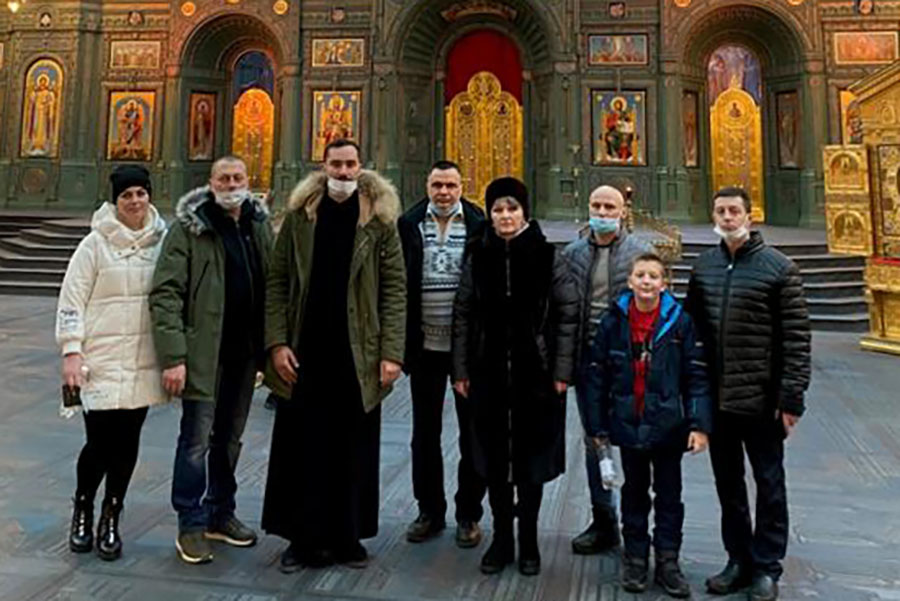 Карачевское благочиние организовало для офицеров войсковой части Карачева паломническую поездку в Главный храм Вооруженных Сил России