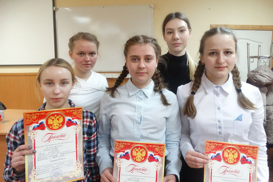 Студентка Клинцовского индустриально-педагогического колледжа стала третьей на областной спартакиаде профмастерства