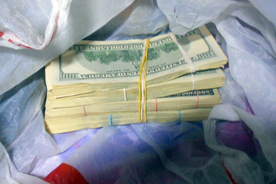Брянская таможня: за контрабанду валюты предусмотрена уголовная статья