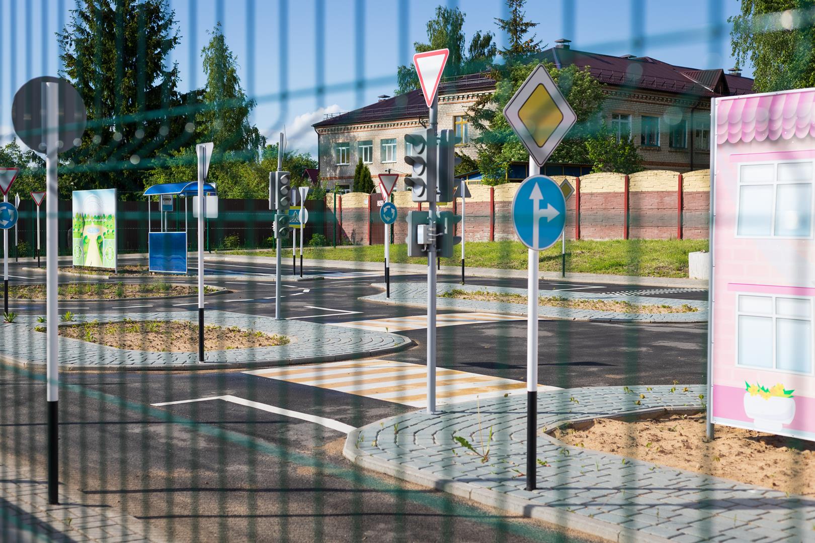Вот это тема: в Клинцах есть городок для изучения правил дорожного движения!
