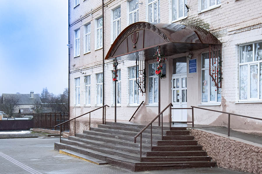 Звезда средней общеобразовательной школы №3 города Клинцы ярко светит на небосводе лучших общеобразовательных школ России